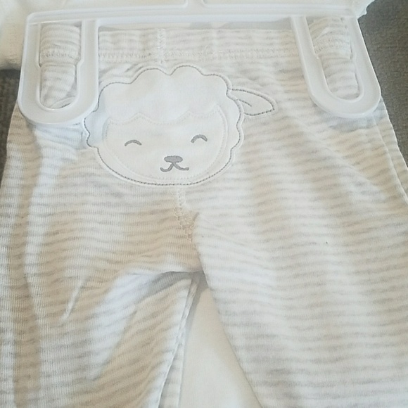 Long sleeve and short sleeve onesie with pants - Picture 5 of 5